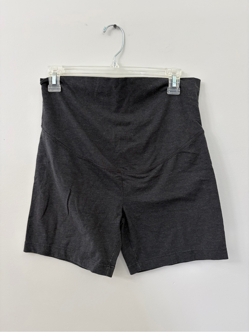 Old Navy maternity biker shorts